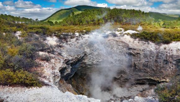 Archaeological Geophysics in Israel: Past, Present and Future