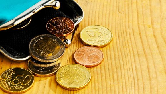 מצדק ורווחה לרווח וצדקה